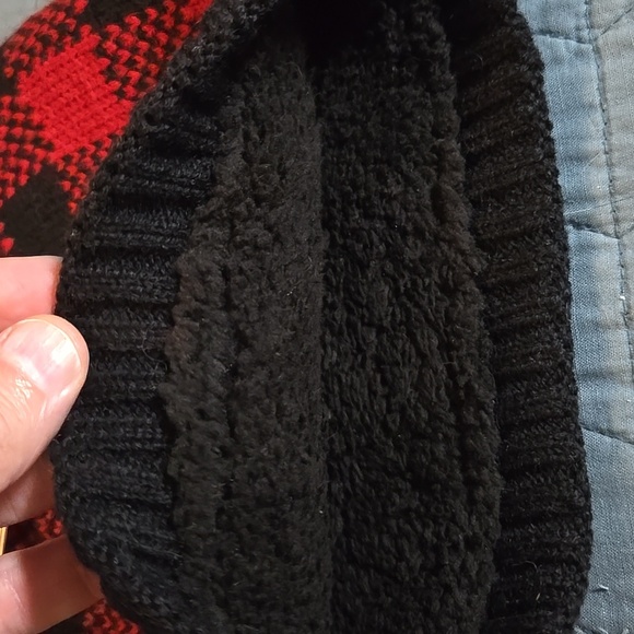 WINDRIVER HERITAGE COLLECTION TOQUE - Picture 2 of 3